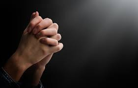 rukoilevat kädet