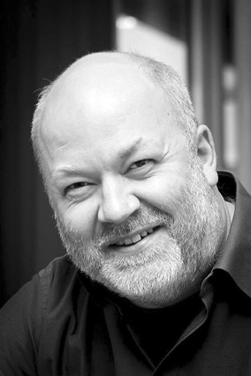 Pyhäinpäivän iltamusiikki MARKUS BÄCKMAN, laulu ja kitara markus
