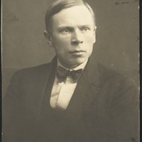 William Lönnberg, passikuva. Museovirasto.